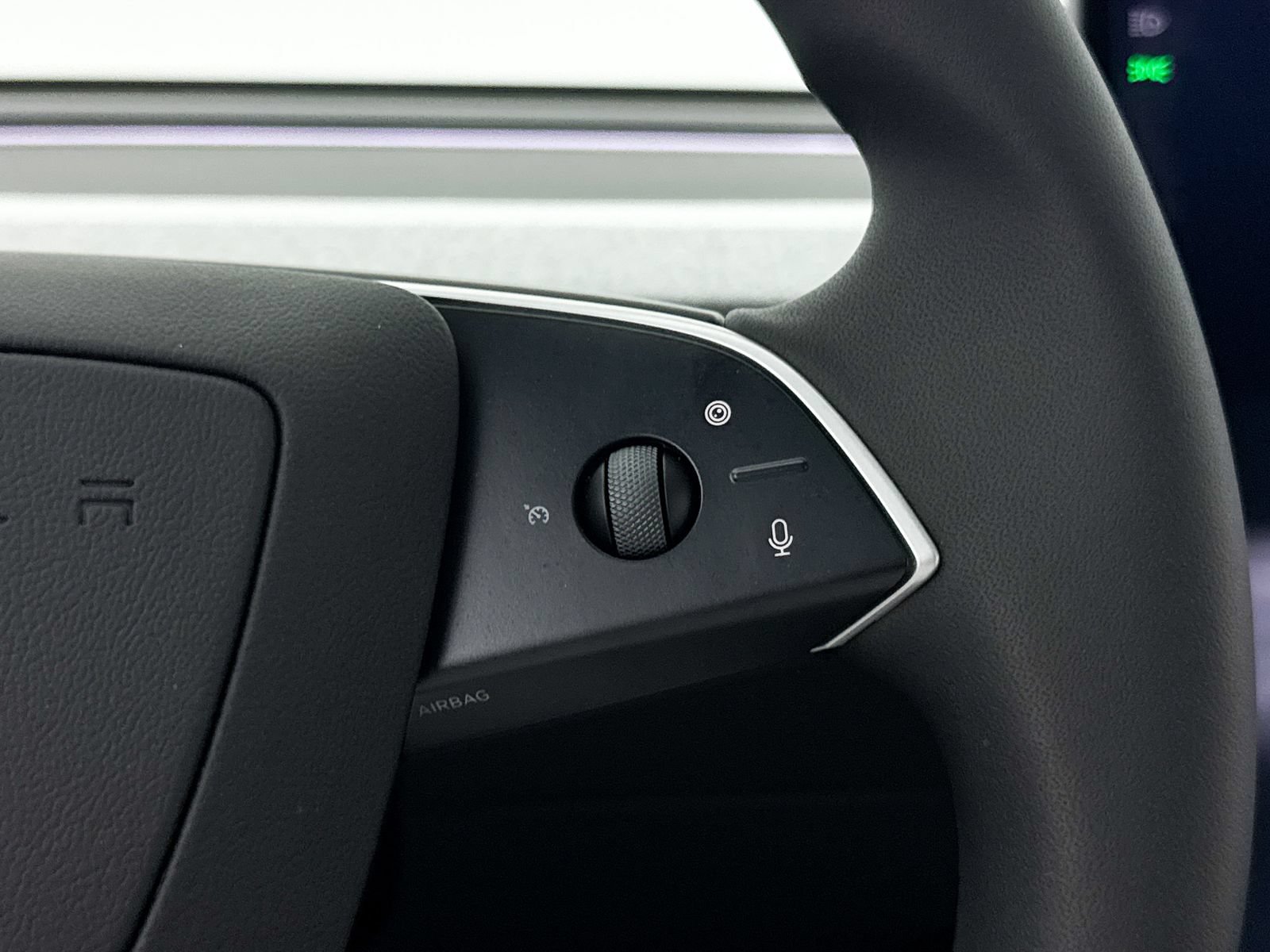Used 2026 Tesla Model Y Long Range RWD image 38