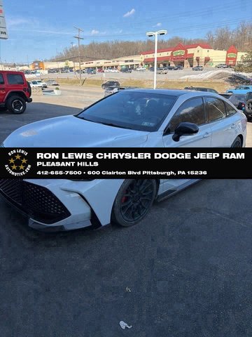 Used 2021 Toyota Avalon TRD image 1