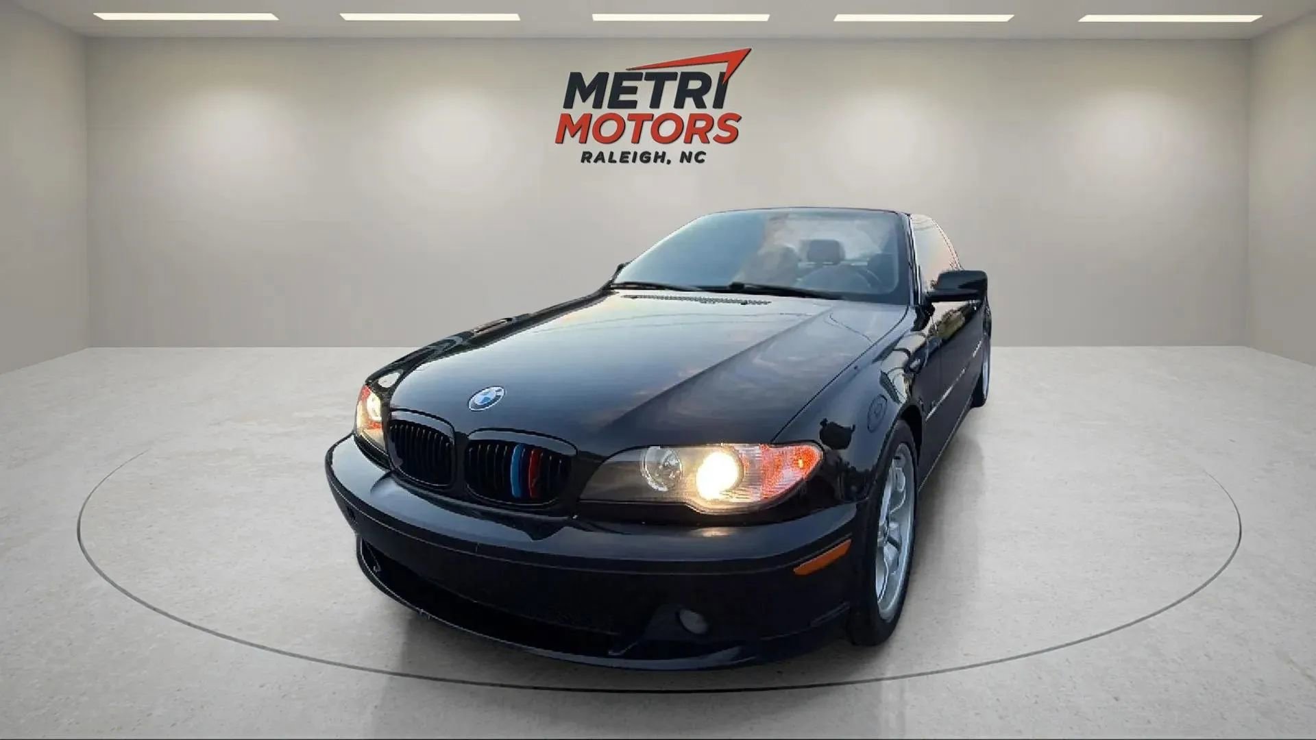 Used 2006 BMW 330Ci Convertible image 2