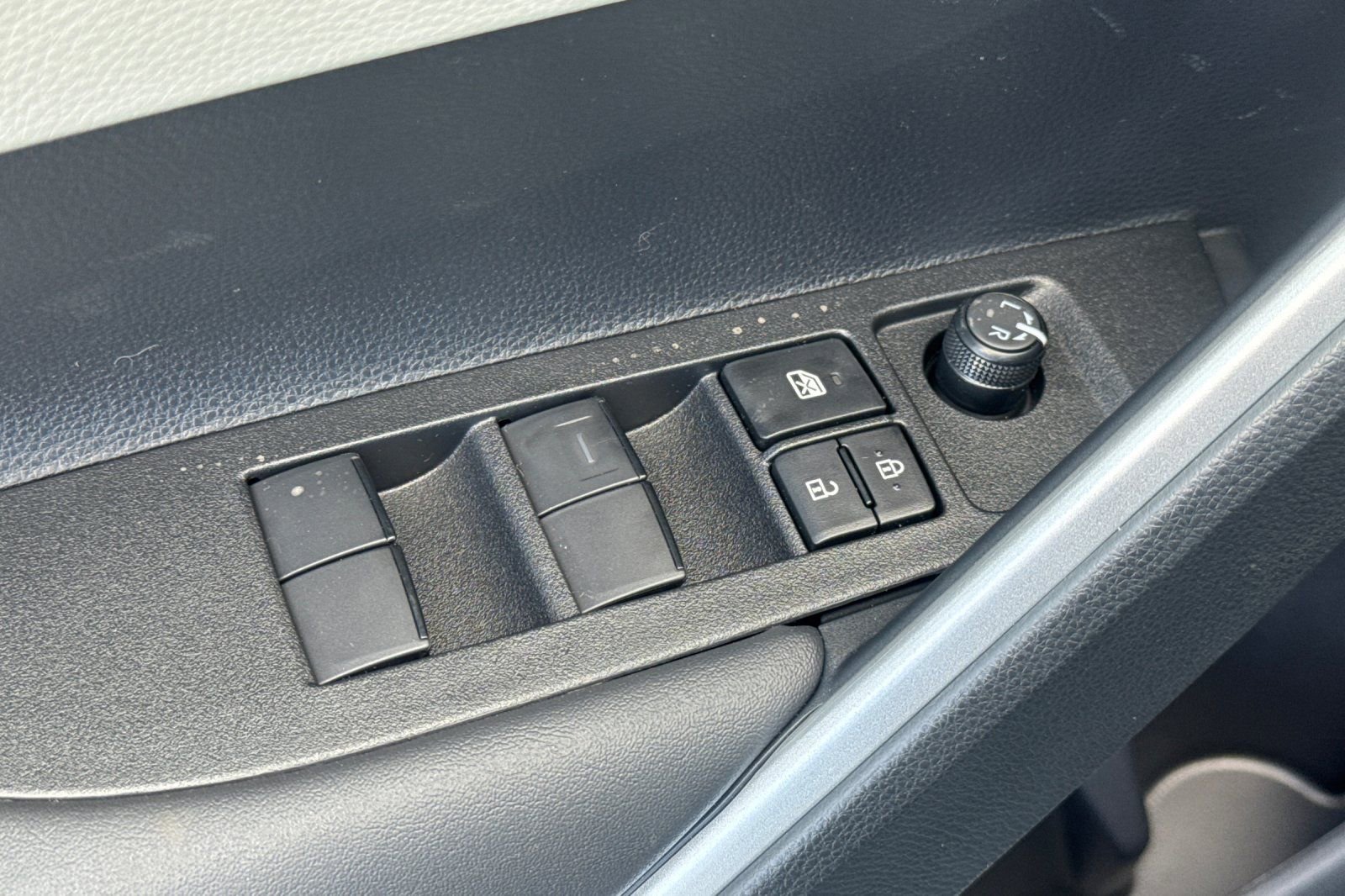 New 2026 Toyota Corolla Cross LE image 14