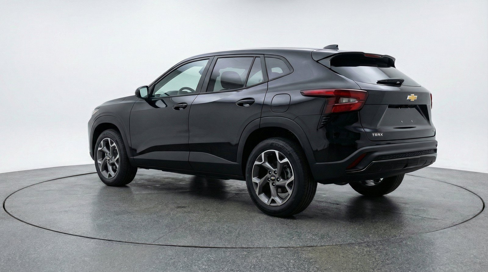 Used 2025 Chevrolet Trax LT w/ LT Convenience Package FWD image 6