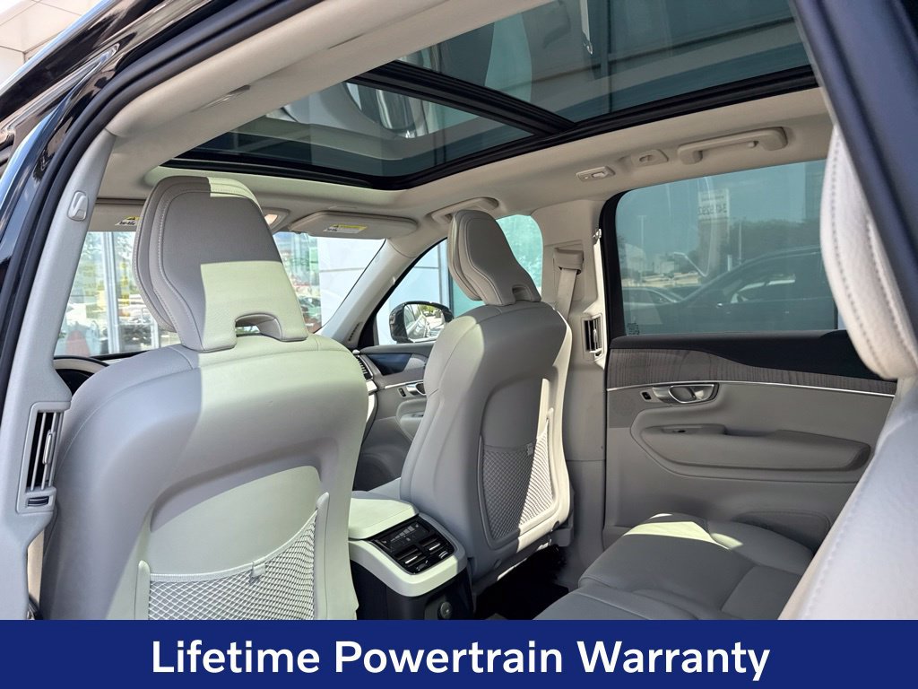 Certified 2024 Volvo XC90 T8 Plus AWD/4WD image 31