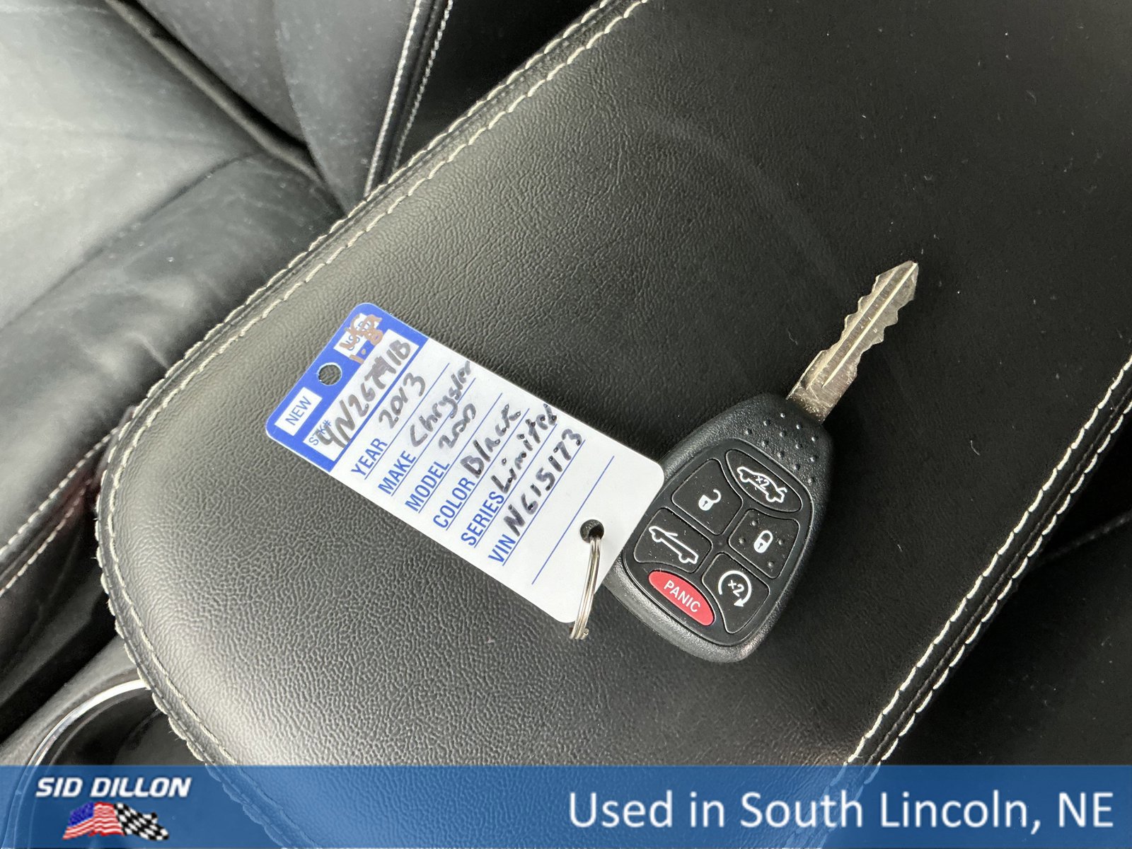 Used 2013 Chrysler 200 Limited image 7