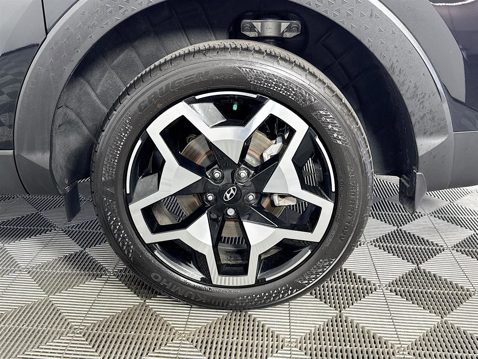 Certified 2024 Hyundai Santa Cruz Limited image 33