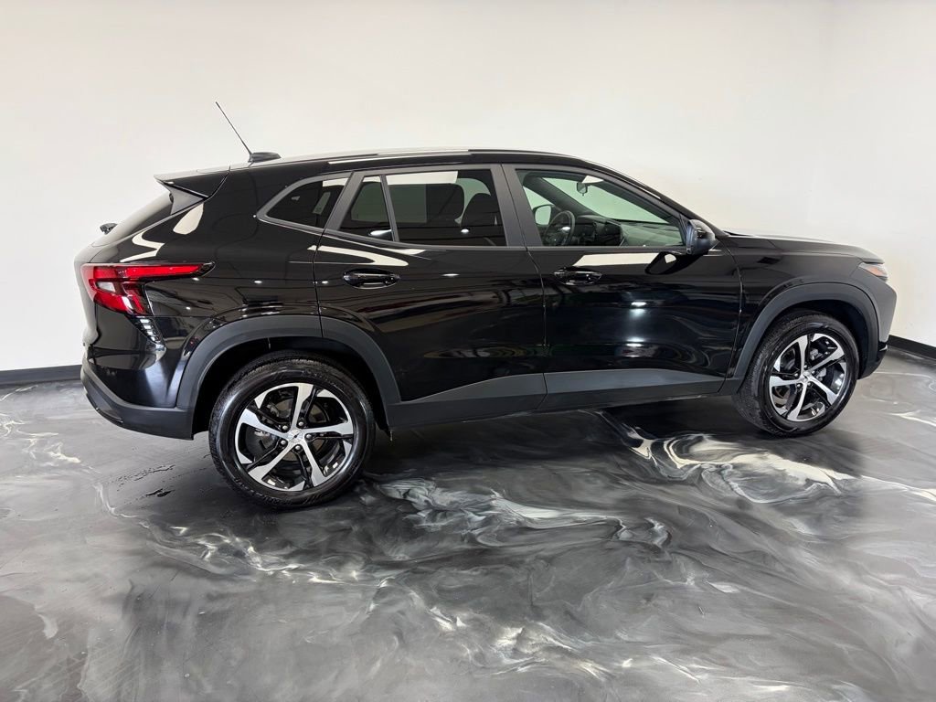 Used 2026 Chevrolet Trax RS w/ Driver Confidence Package image 21