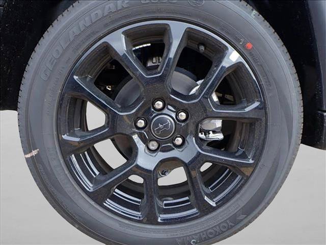 New 2026 Jeep Compass Latitude AWD/4WD image 7