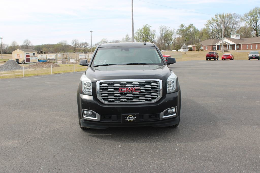 Used 2020 GMC Yukon XL Denali RWD image 3