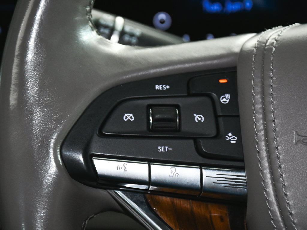 Used 2022 Cadillac Escalade Sport Platinum AWD/4WD image 34