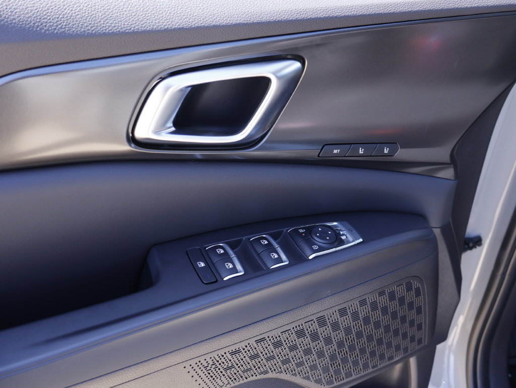 New 2027 Kia Carnival SX w/ Dark Edition Package FWD image 22