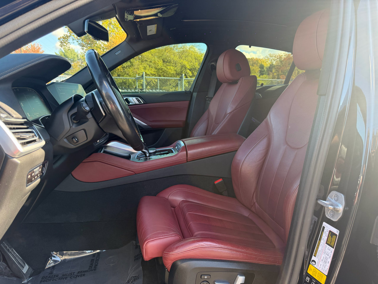 Used 2021 BMW X6 xDrive40i w/ Premium Essential Package image 10