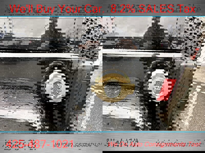 Used 2012 Jeep Wrangler Unlimited Rubicon w/ Connectivity Group image 9