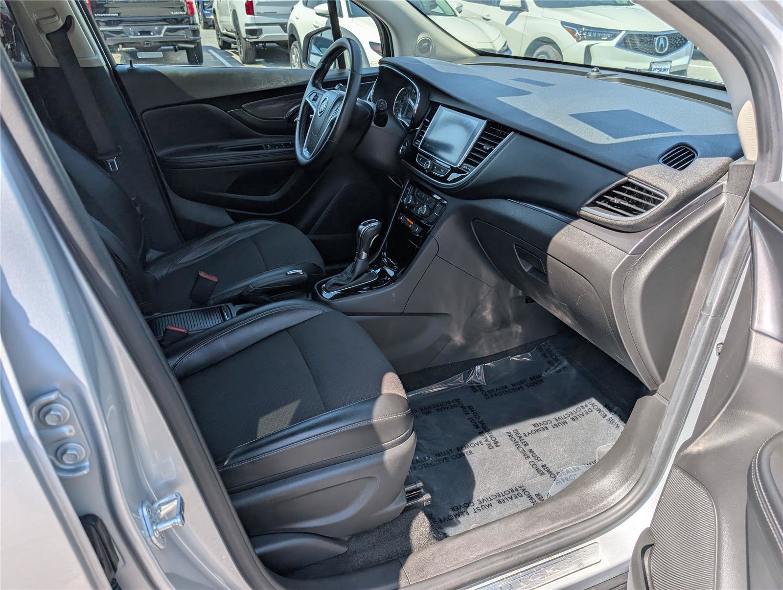 Used 2021 Buick Encore Preferred w/ Safety Package II FWD image 10
