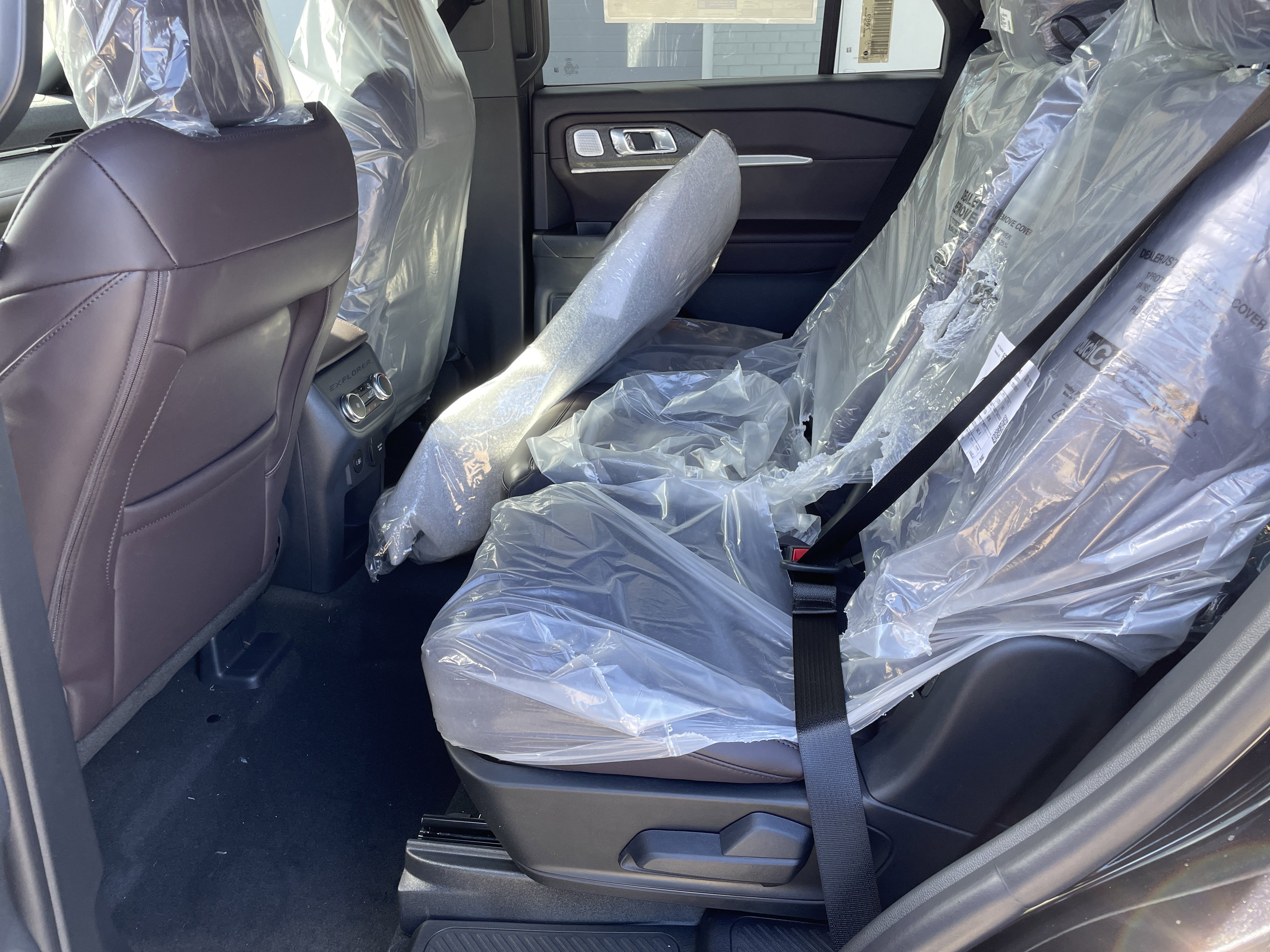 New 2026 Ford Explorer Platinum image 12