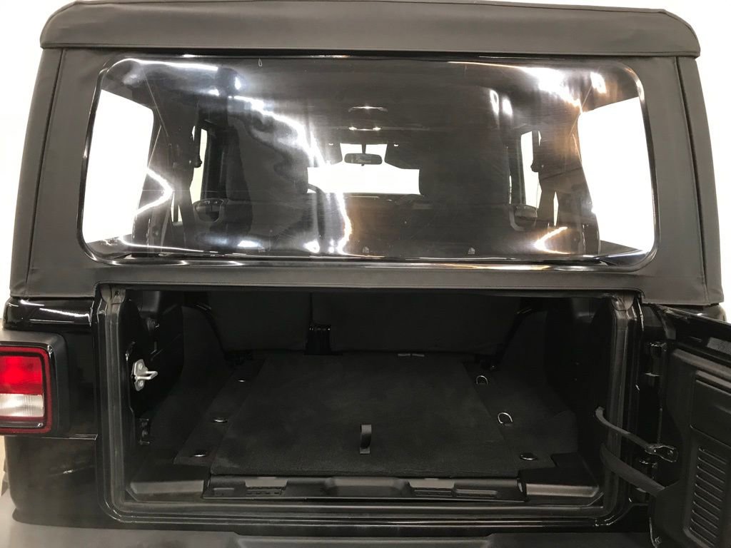 Used 2023 Jeep Wrangler Sport image 29