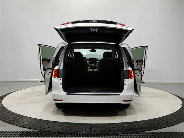 Used 2023 Honda Odyssey Touring image 14