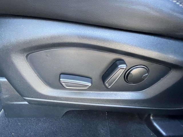 Used 2023 Ford Explorer XLT w/ Equipment Group 202A AWD/4WD image 10