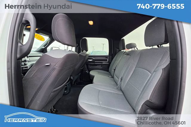 Used 2024 RAM 3500 Big Horn AWD/4WD image 22