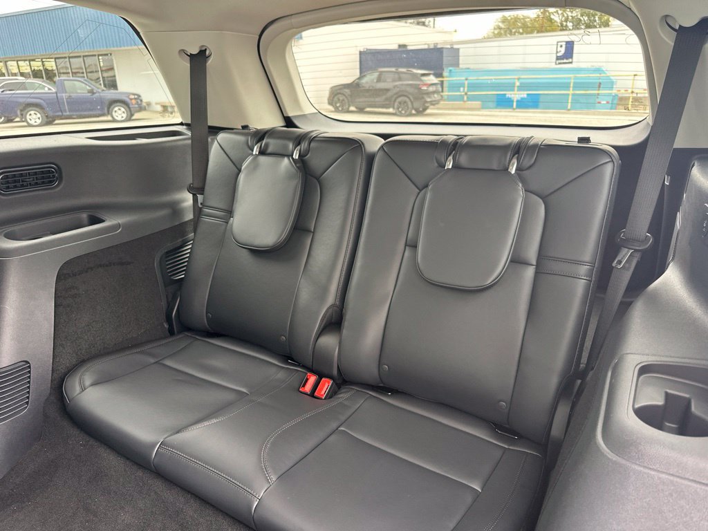New 2026 Lincoln Aviator AWD image 21