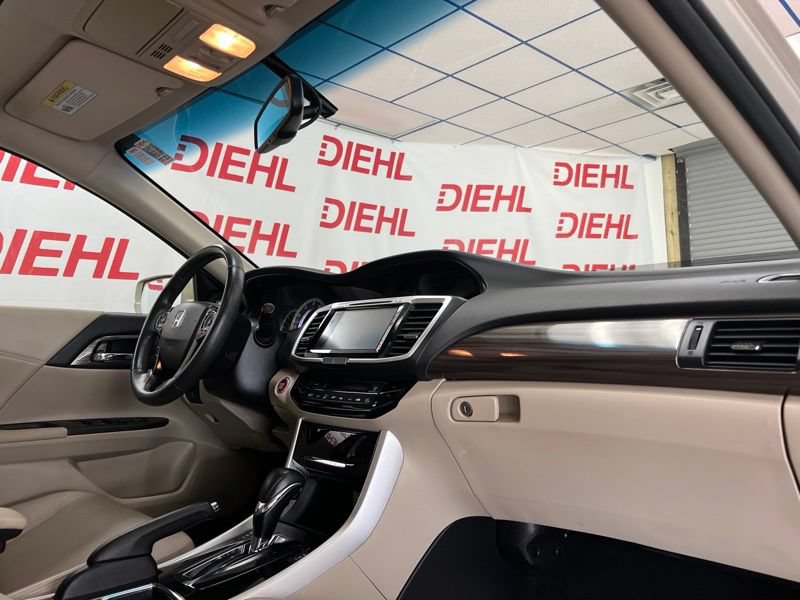 Used 2016 Honda Accord EX-L image 14