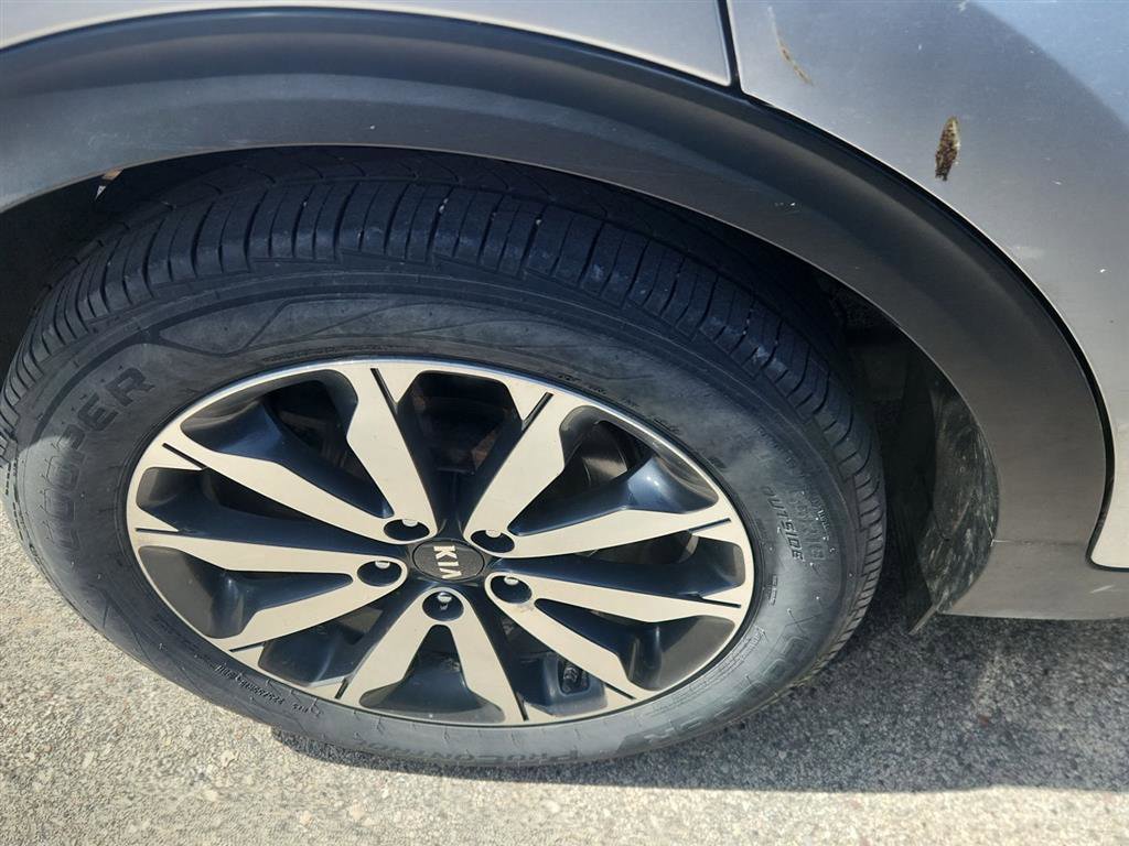 Used 2017 Kia Sportage EX w/ EX Premium Package image 3