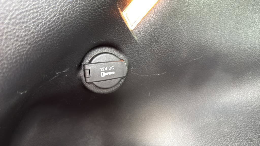 Used 2018 Jeep Compass Trailhawk w/ Leather Interior Group AWD/4WD image 17