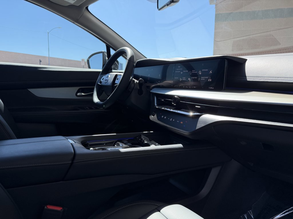 Used 2025 Nissan Murano SL image 39