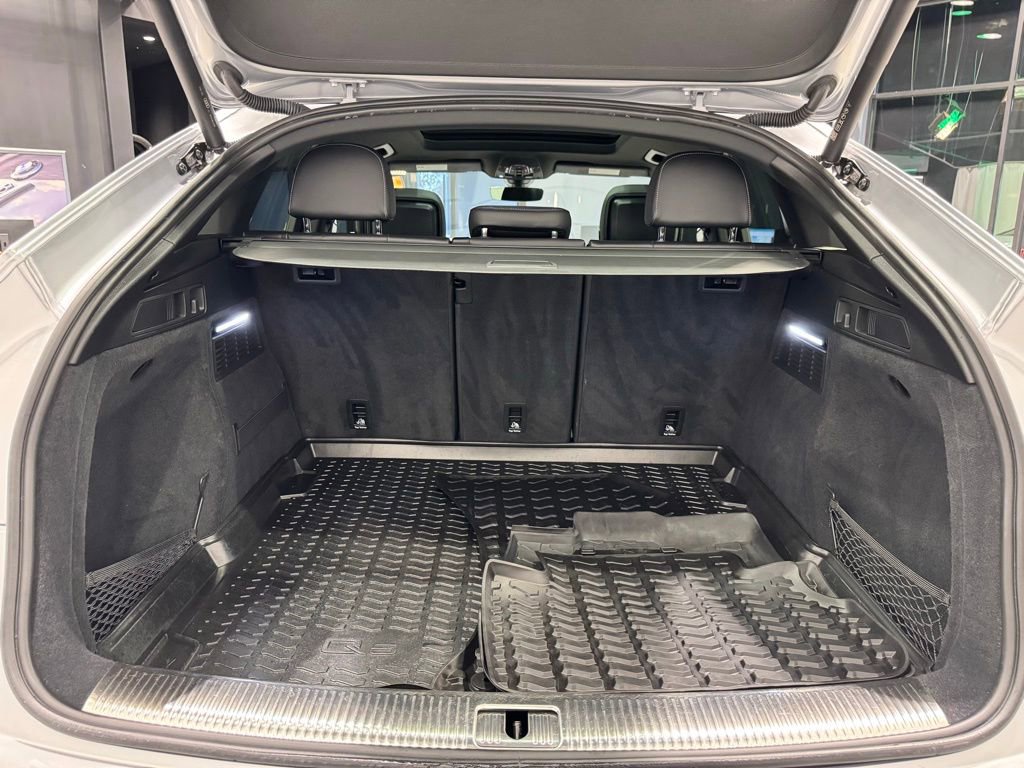Used 2022 Audi SQ5 Premium image 26