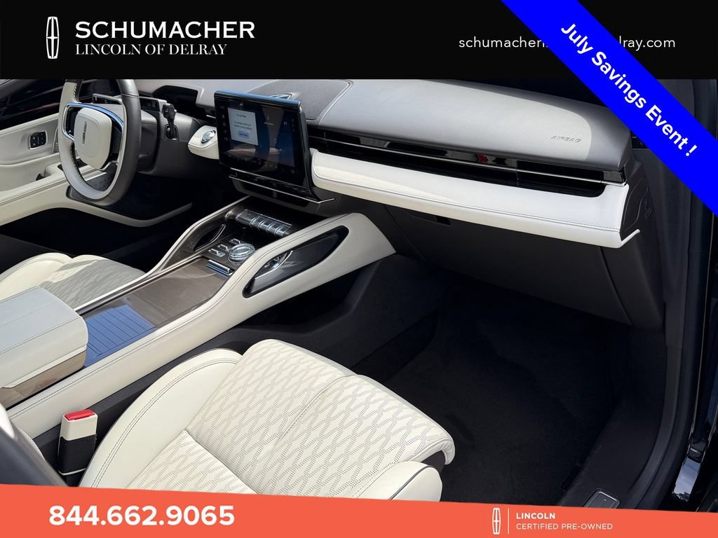 Used 2024 Lincoln Nautilus Black Label AWD/4WD image 17