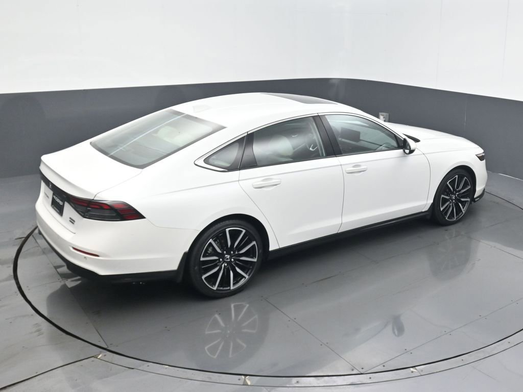 Certified 2023 Honda Accord Touring image 21