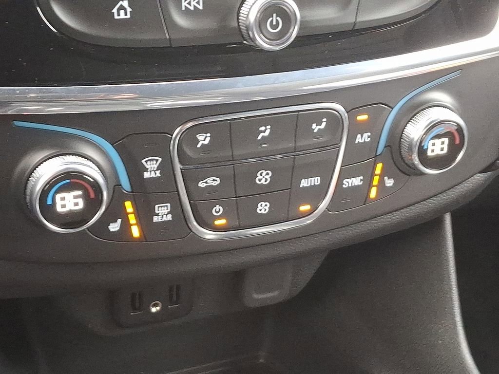 Certified 2023 Chevrolet Traverse LT image 17