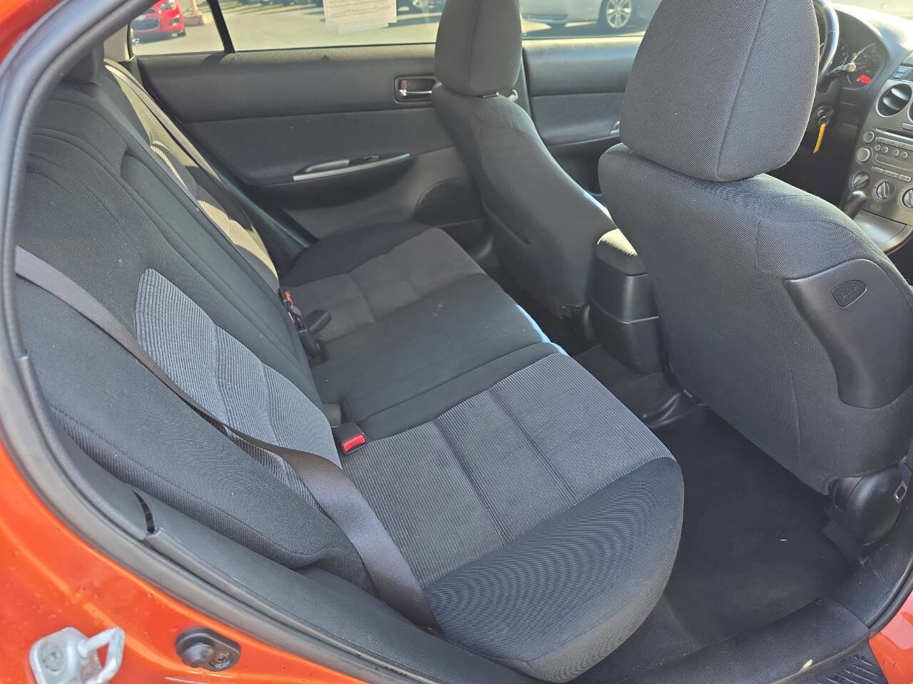 Used 2005 MAZDA MAZDA6 i Sport FWD image 11