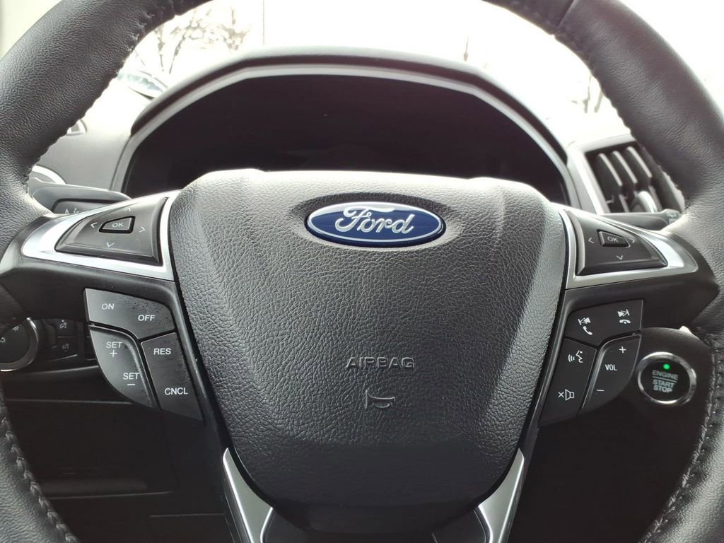 Used 2024 Ford Edge SEL w/ Convenience Package image 21