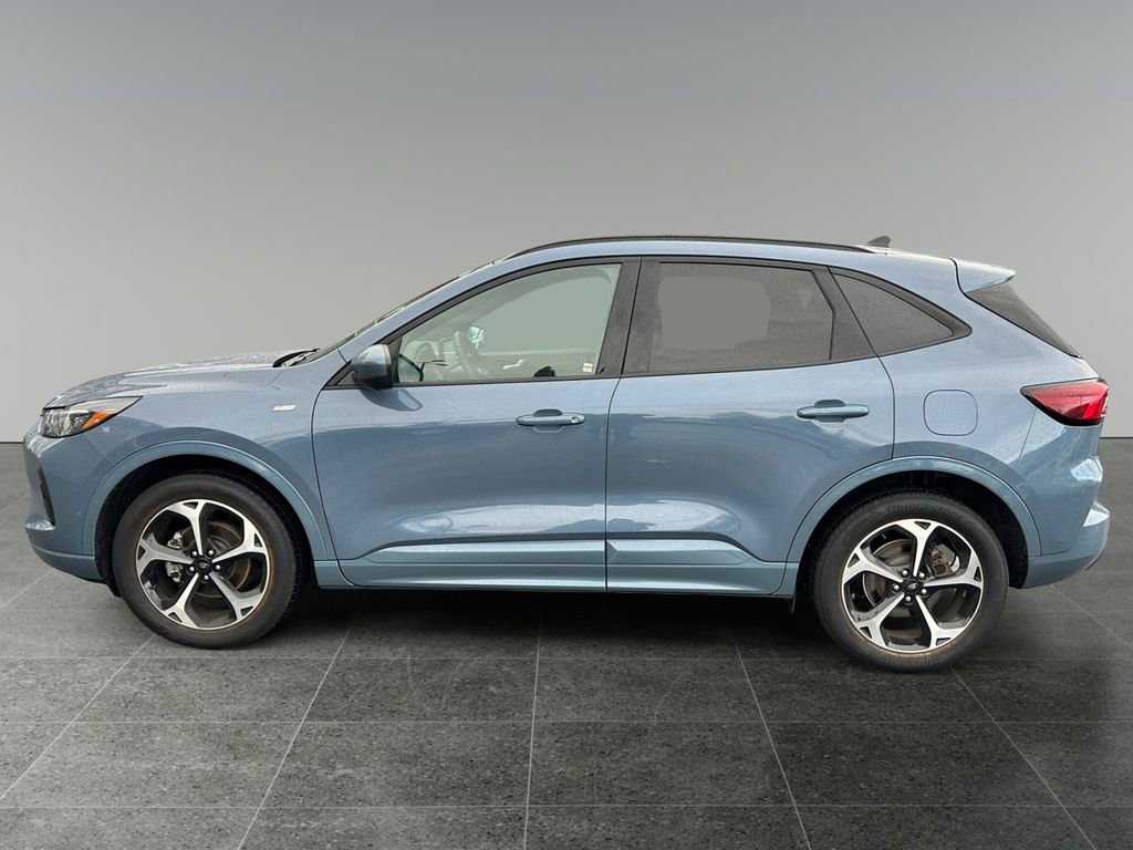 Used 2024 Ford Escape ST-Line Elite w/ Premium Technology Package image 5