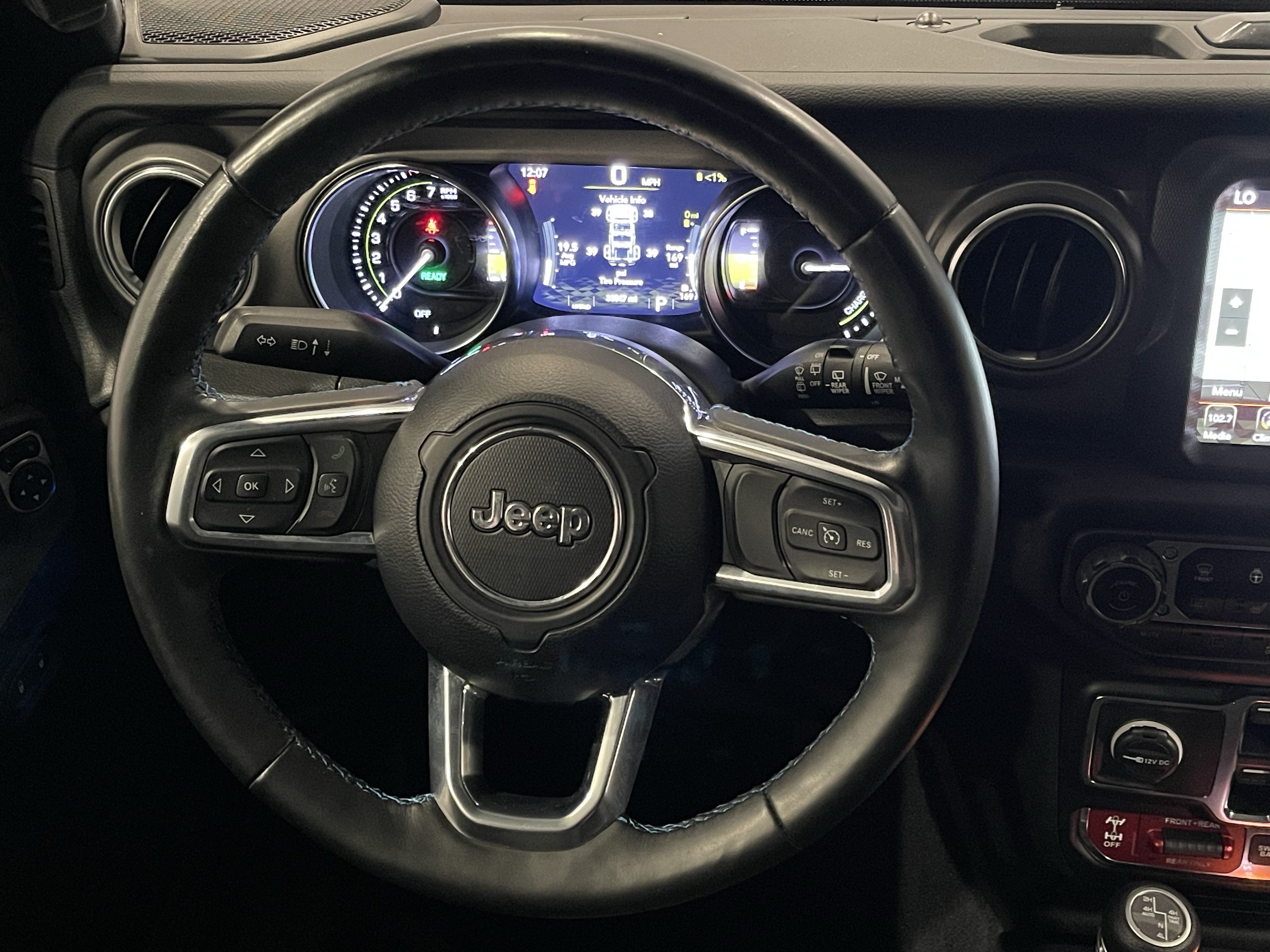 Used 2023 Jeep Wrangler Unlimited Rubicon 4xe w/ Cold Weather Group AWD/4WD image 19