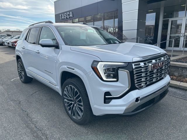 New 2026 GMC Terrain Denali w/ LPO, Floor Liner Package