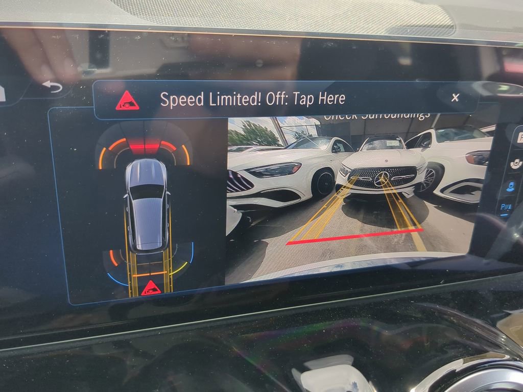 New 2024 Mercedes-Benz GLB 250 image 7