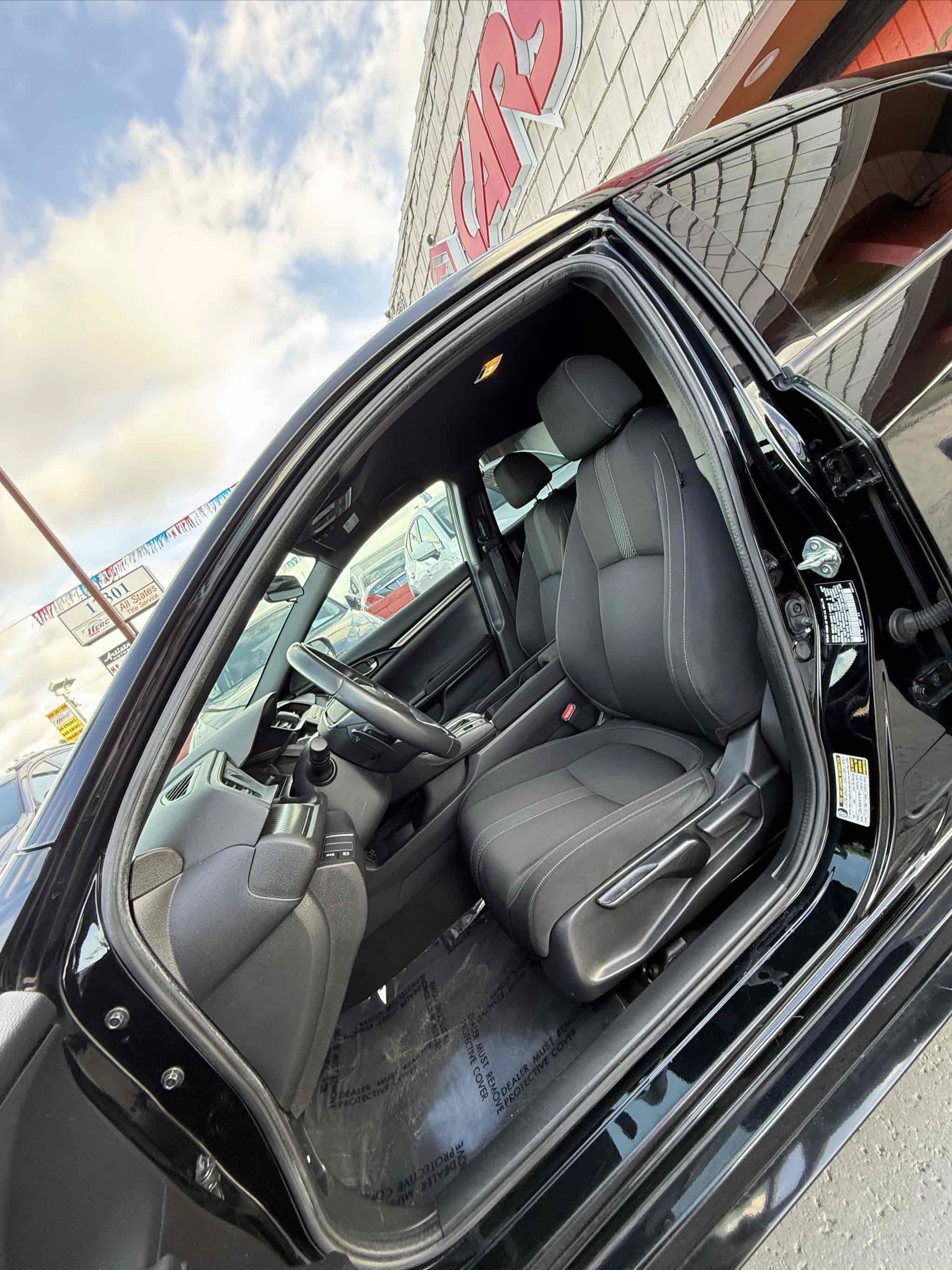 Used 2018 Honda Civic Sport image 77