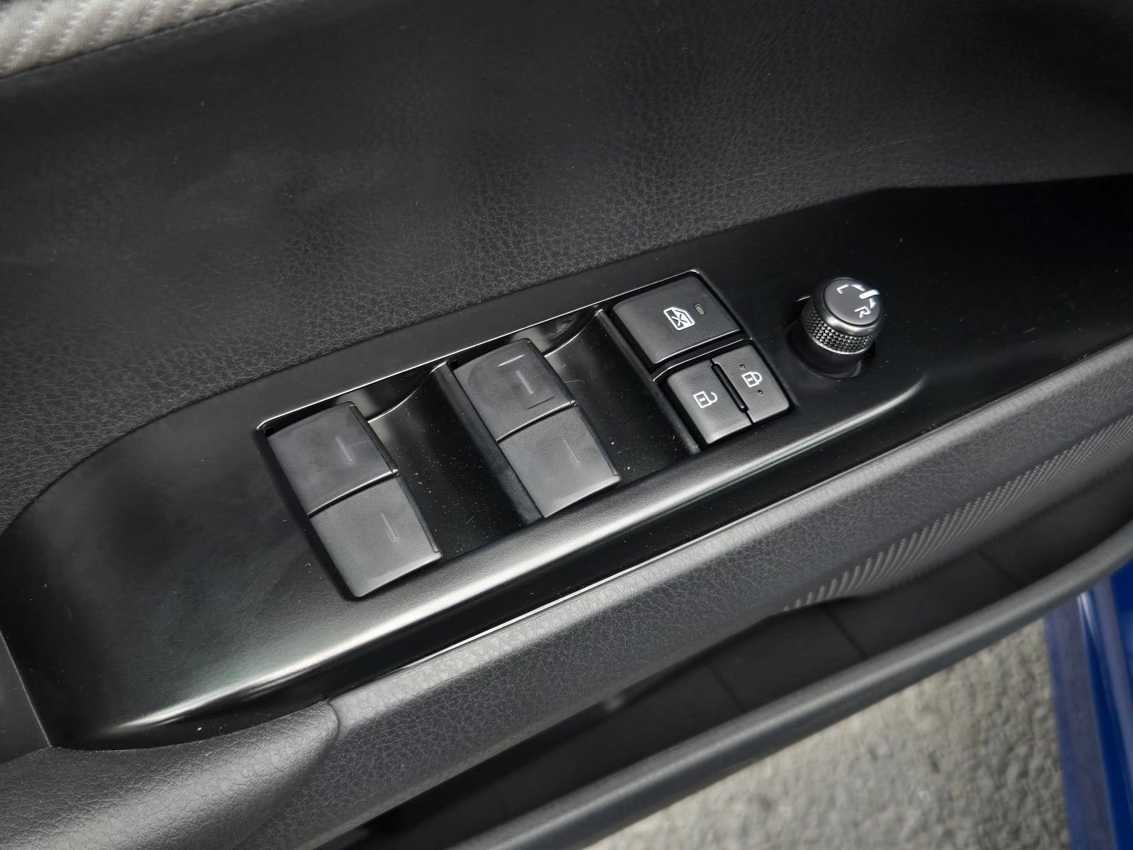 Certified 2026 Toyota Camry SE FWD image 10