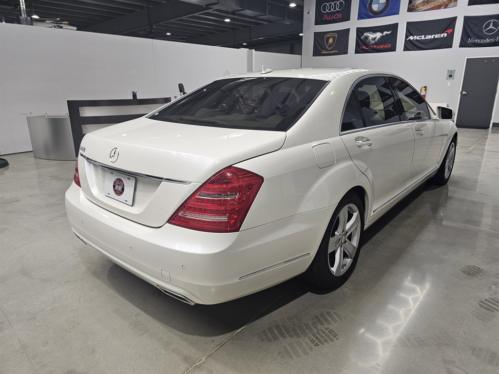 Used 2010 Mercedes-Benz S 550 image 13