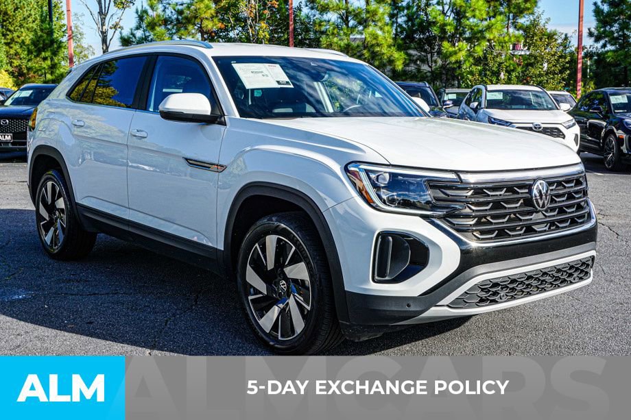 Used 2024 Volkswagen Atlas Cross Sport SE image 4