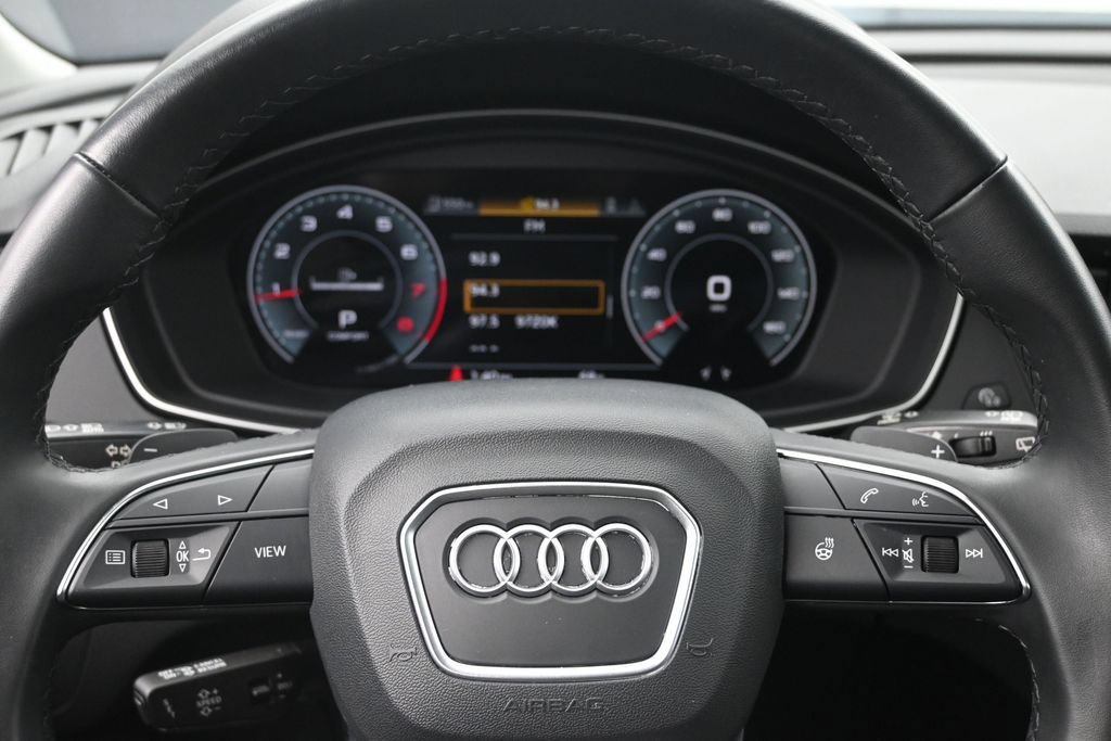 Used 2023 Audi Q5 2.0T Premium Plus AWD/4WD image 14