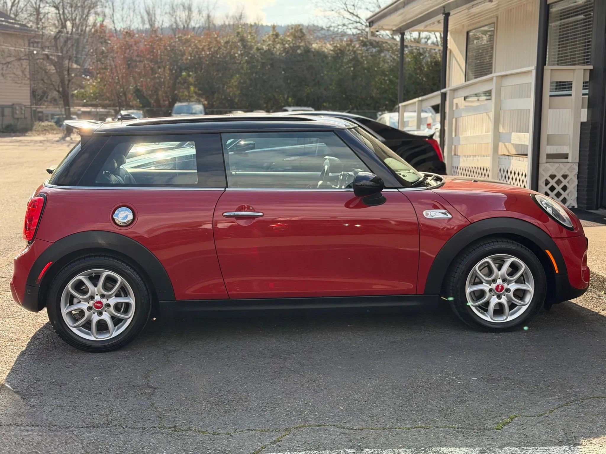 Used 2015 MINI Cooper S image 8