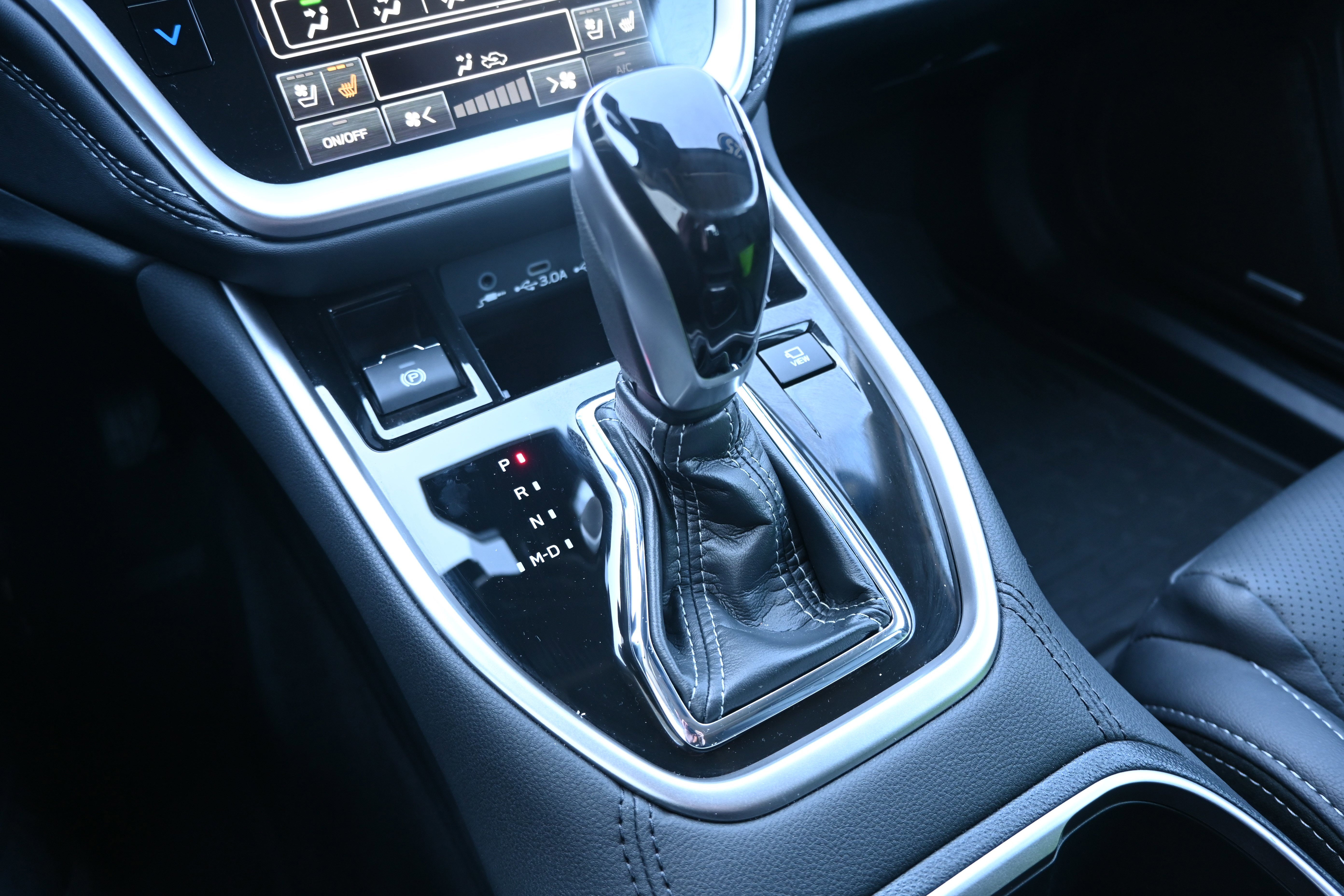 Certified 2025 Subaru Outback Touring image 27