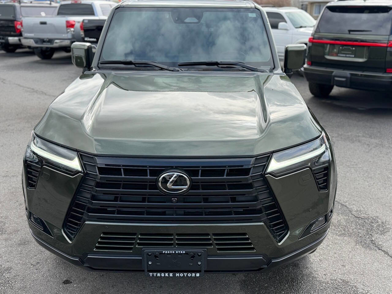 Used 2025 Lexus GX 550 w/ Accessory Package (31) image 22