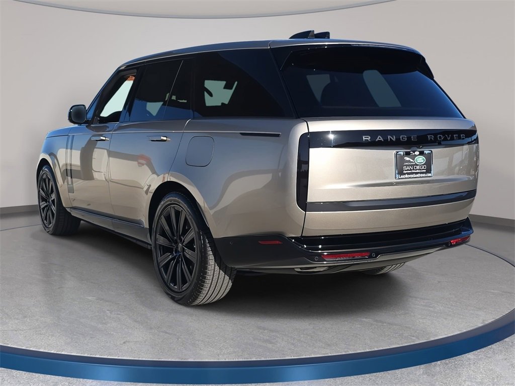 New 2026 Land Rover Range Rover SE image 7