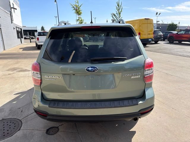 Used 2015 Subaru Forester 2.5i Limited AWD/4WD image 4
