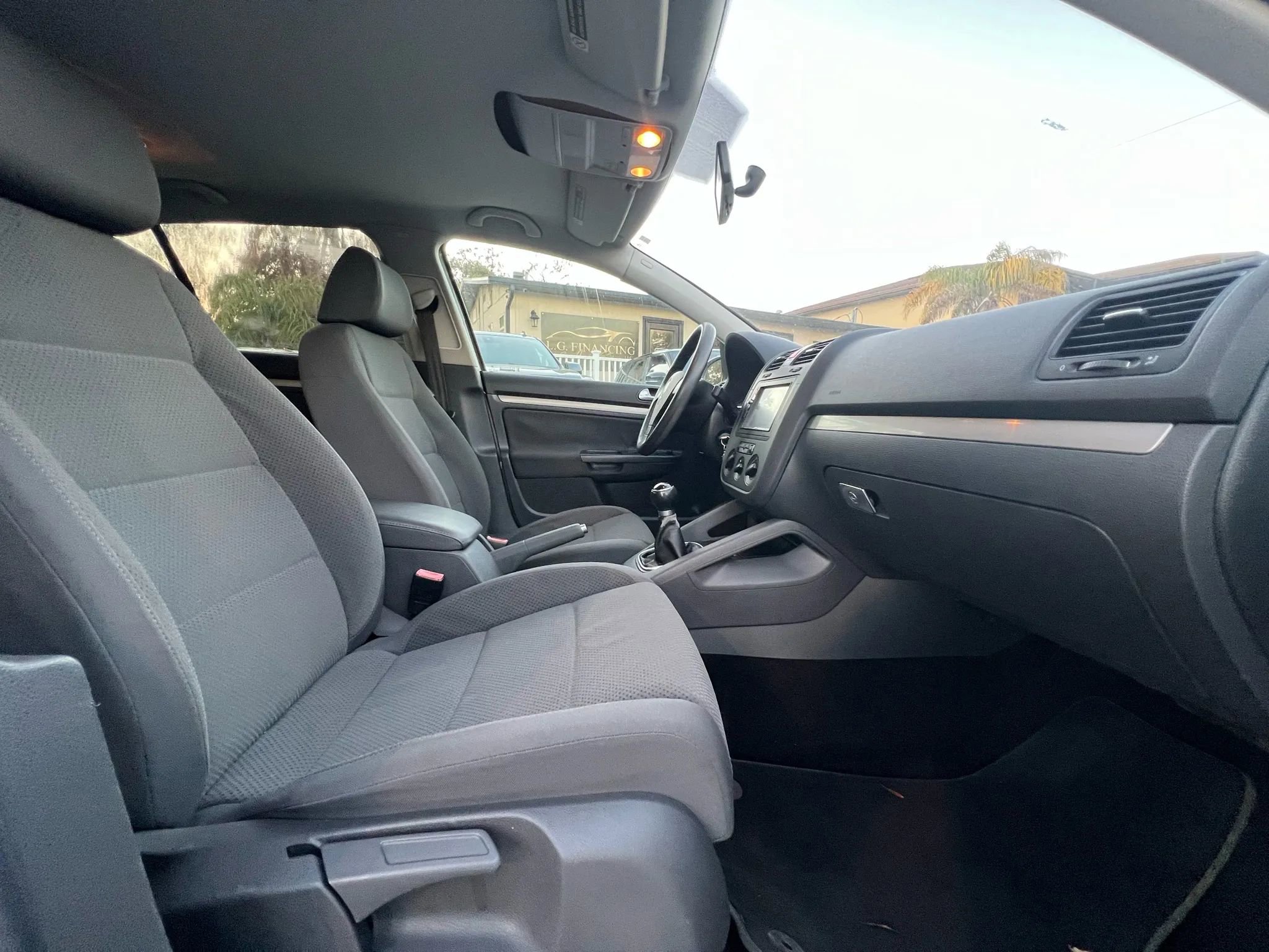 Used 2008 Volkswagen Rabbit 4-Door image 13