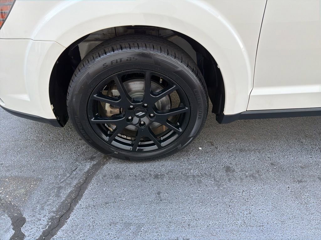 Used 2019 Dodge Journey SE FWD image 13