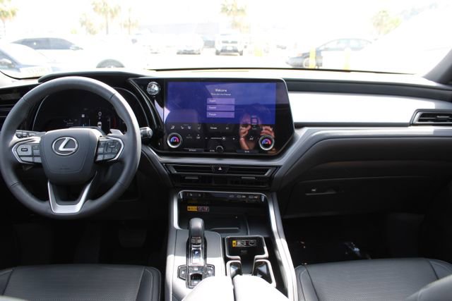 Certified 2025 Lexus TX 350 FWD w/ Technology Package image 10