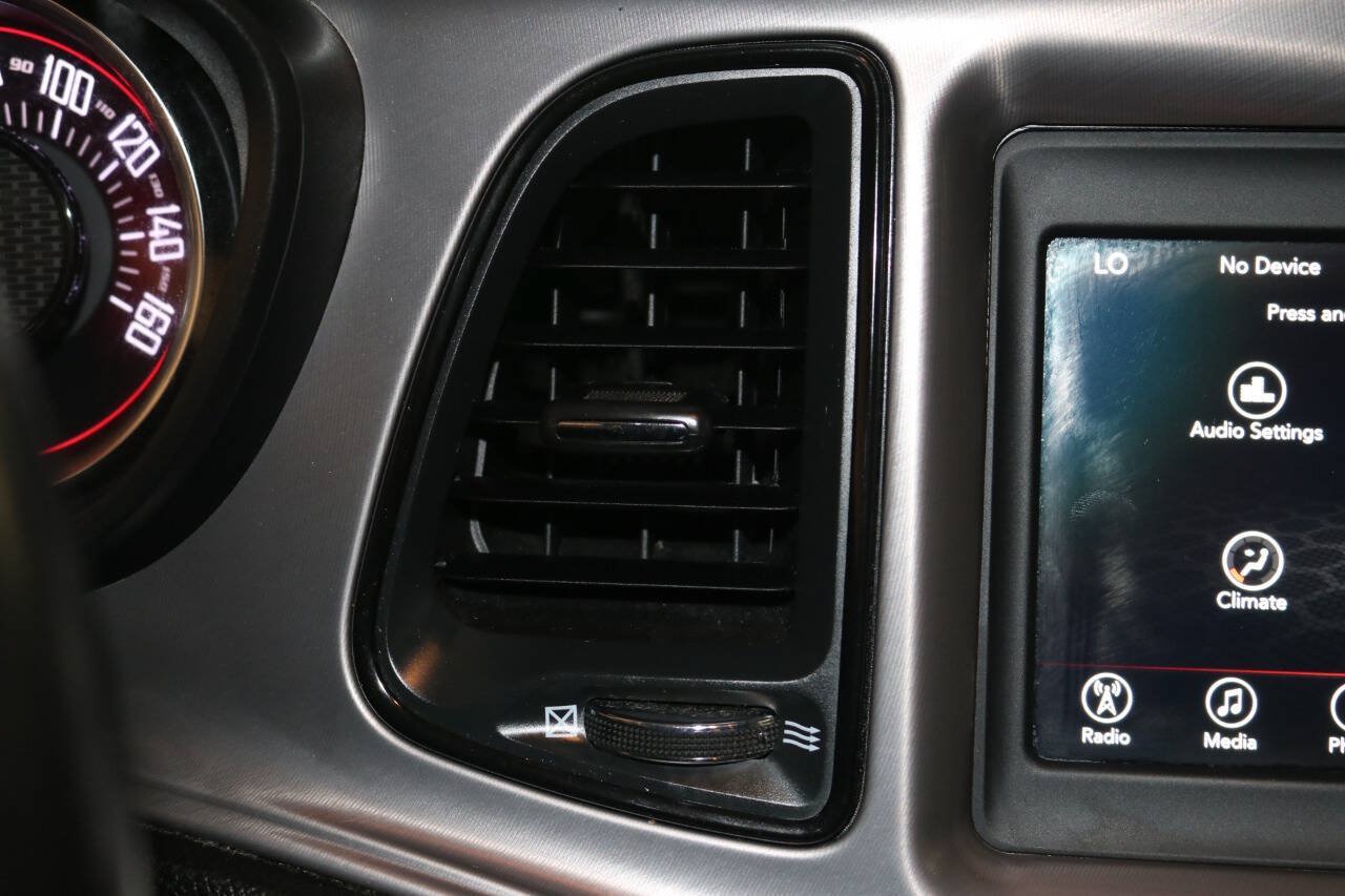 Used 2023 Dodge Challenger SXT RWD image 53
